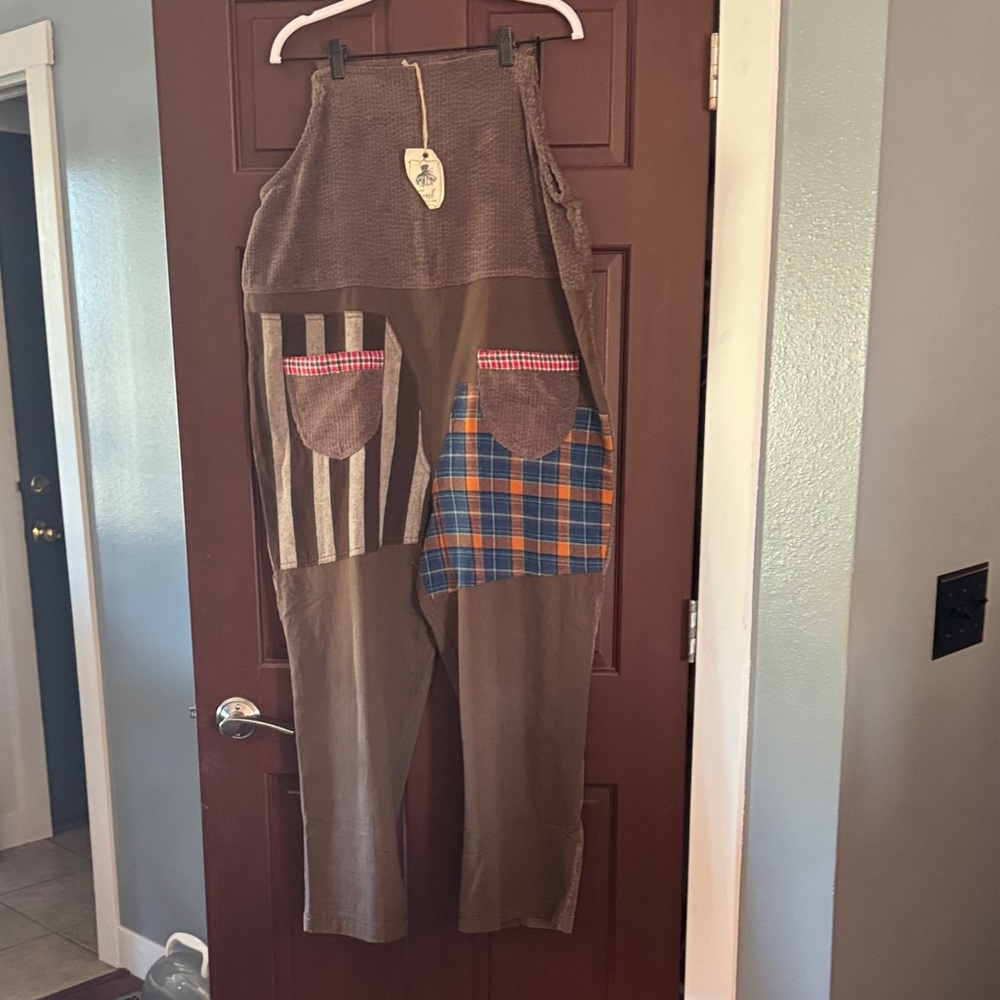 Easel NWT! Patchwork Women's Jumpsuit in Brown and Blue